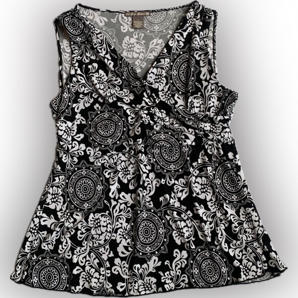 SUZIE COUTURE black & white sleeveless surplice top, large - Picture 1 of 7